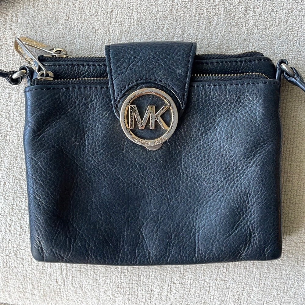 Michael Kors Fulton crossbody bag small black pebbled leather gold logo